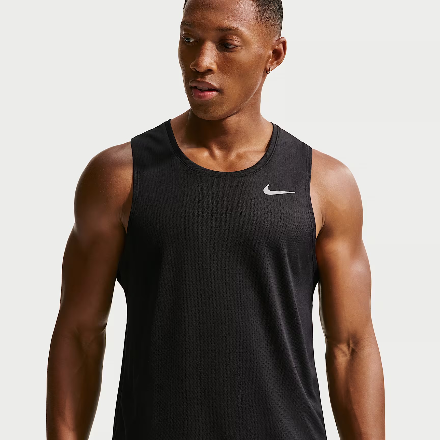 تاپ ورزشی مردانه نایک بدون آستین – مشکیNike